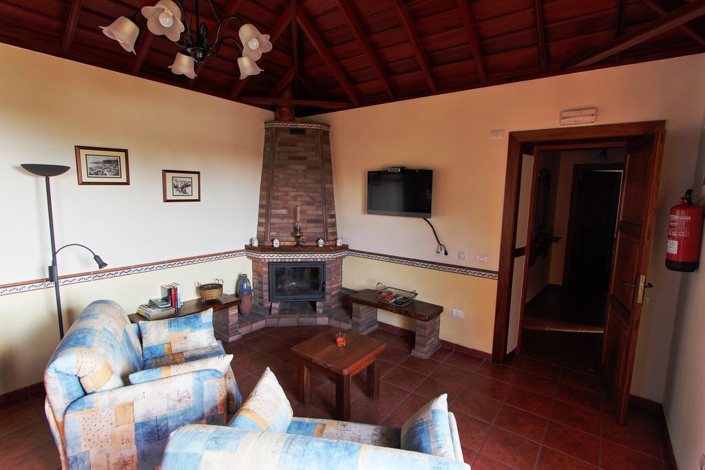 Casa Rural Hermana "By Henrypole Home" 下布雷尼亚 外观 照片